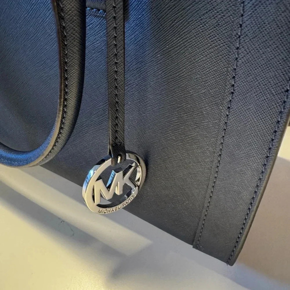 Michael Kors Dillon Satchel Navy Blue - Picture 6 of 13